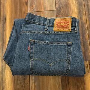 Levi’s 550 relaxed fit 42 x 30